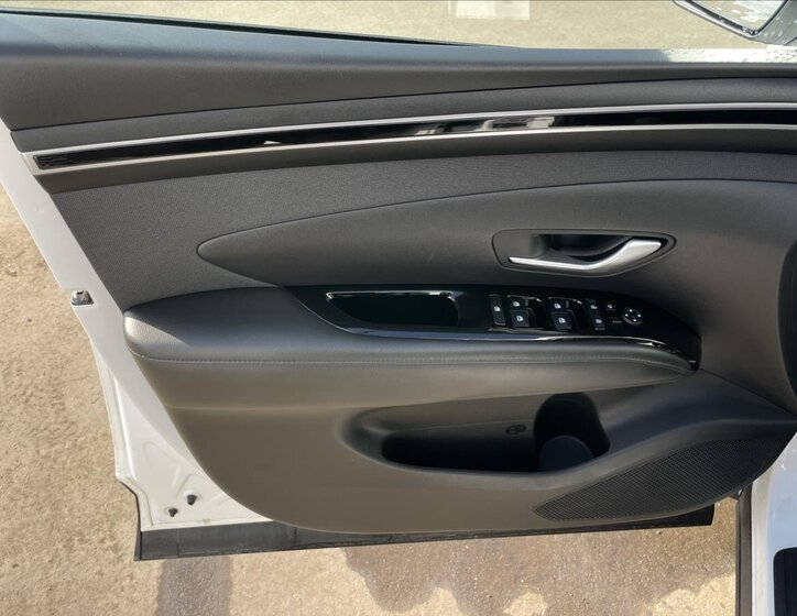 Hyundai Tucson SUV / Terénní 1,6 l 195 kw