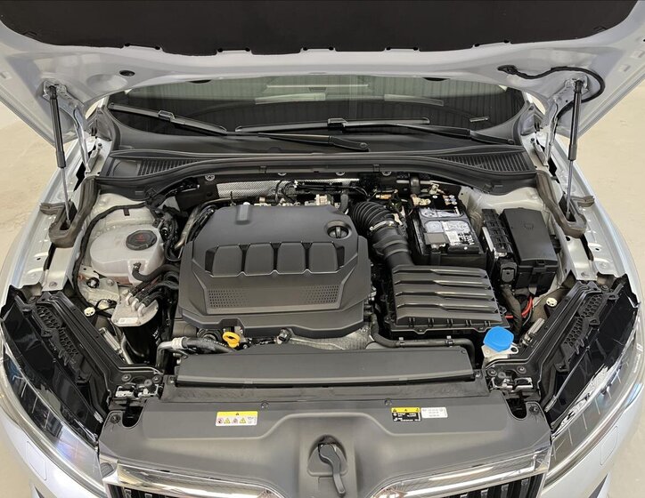 Škoda Superb Kombi 2,0 l 147 kw