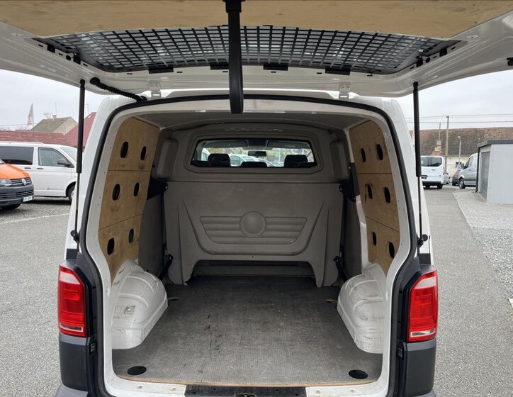 Volkswagen Transporter 27