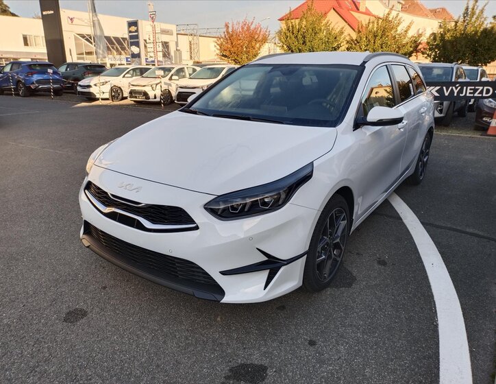 KIA Ceed Kombi 1,5 l 103 kw