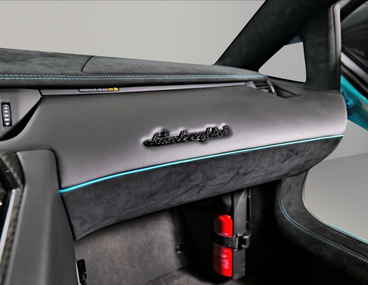 Lamborghini Aventador Kupé 6,5 l 552 kw