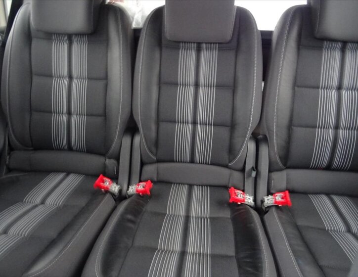 Volkswagen Touran 22