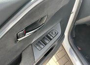 Toyota C-HR SUV / Terénní 2,0 l 145 kw