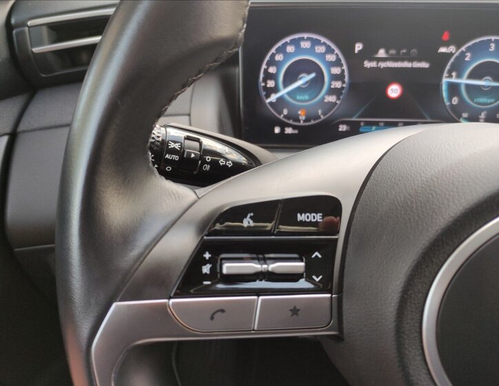 Hyundai Tucson SUV 1,6 l 100 kw