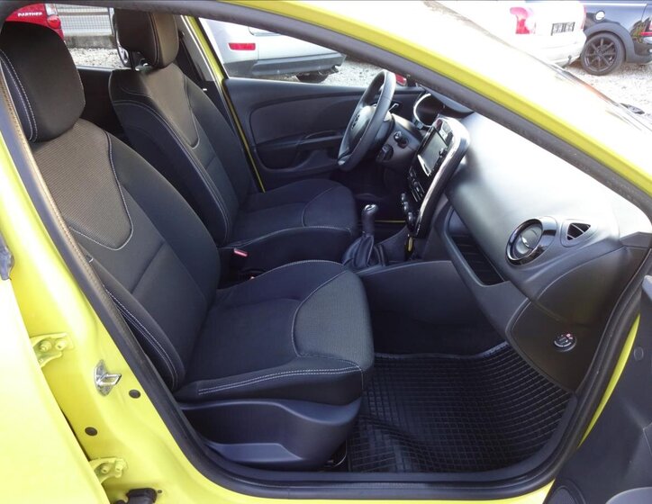 Renault Clio 27