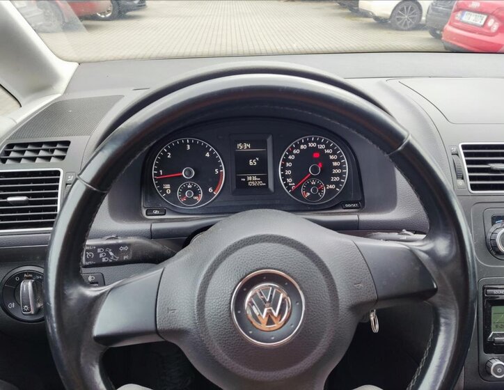 Volkswagen Touran Kombi 2,0 l 103 kw