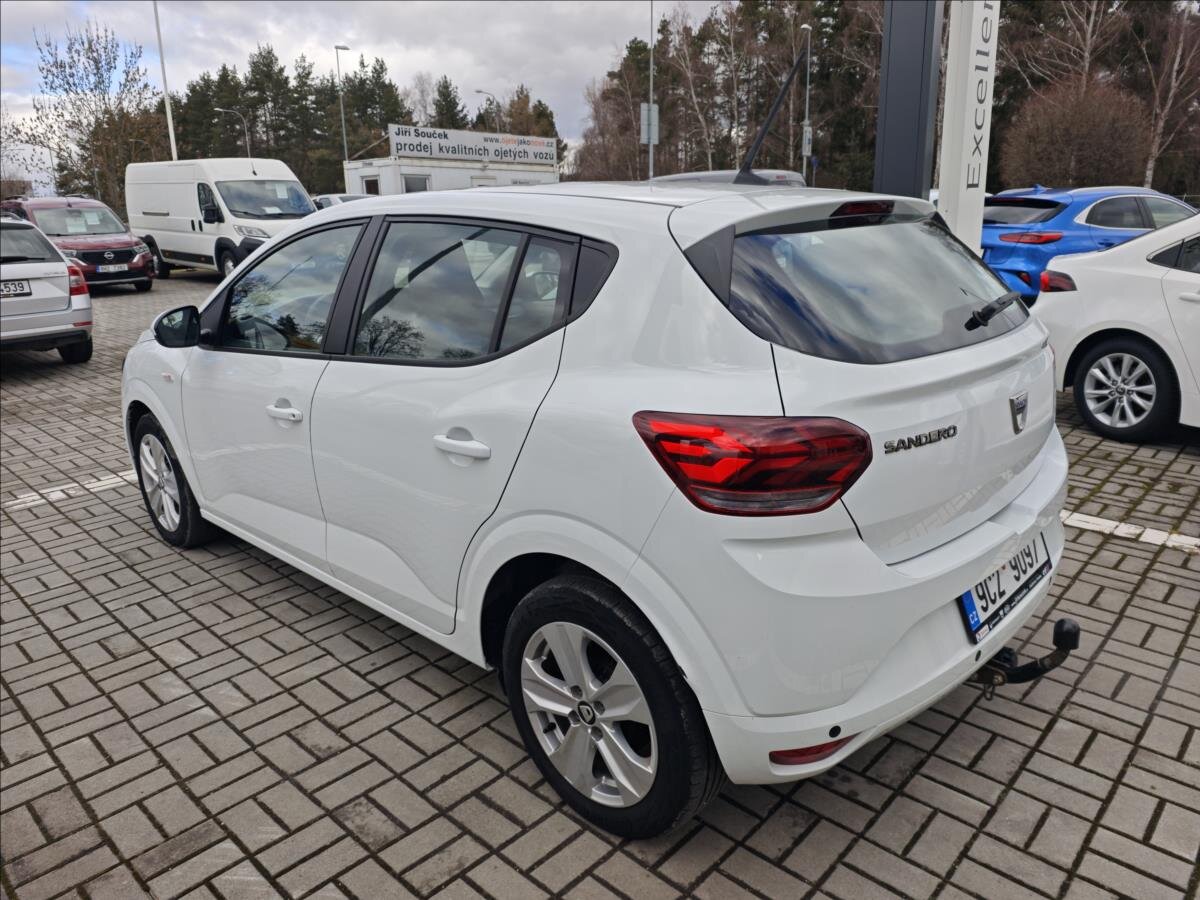 Dacia Sandero Hatchback 999,0 67 kw