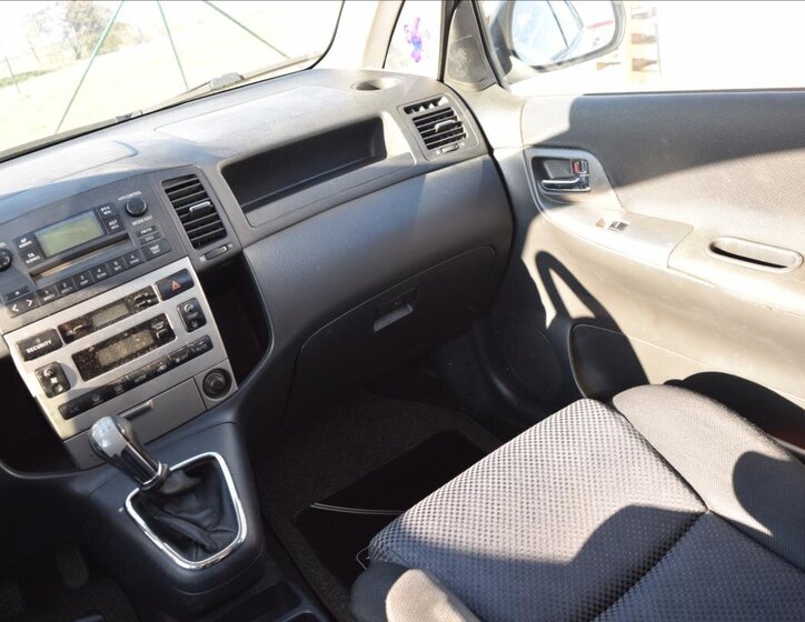 Toyota Corolla Verso 29