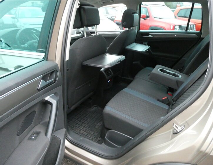 Volkswagen Tiguan SUV 2,0 l 110 kw