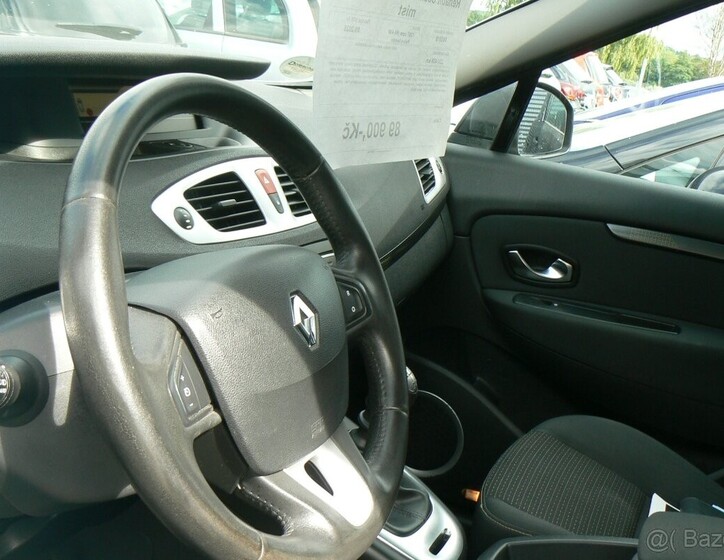 Renault Grand Scénic 7