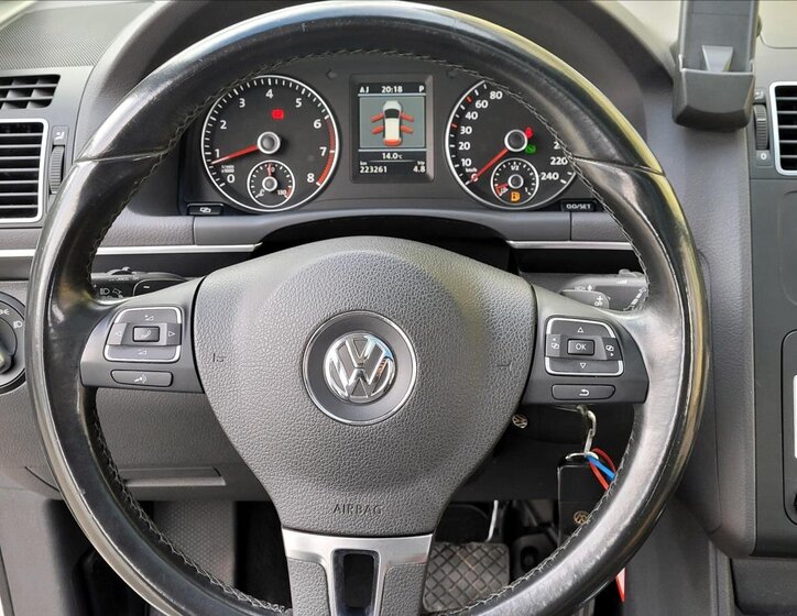 Volkswagen Touran 40