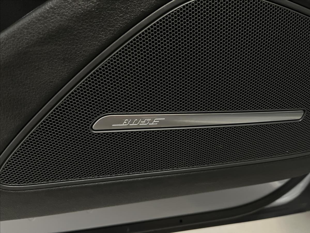 Audi A8 Sedan 3,0 l 190 kw