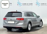 Volkswagen Passat Kombi 2,0 l 103 kw