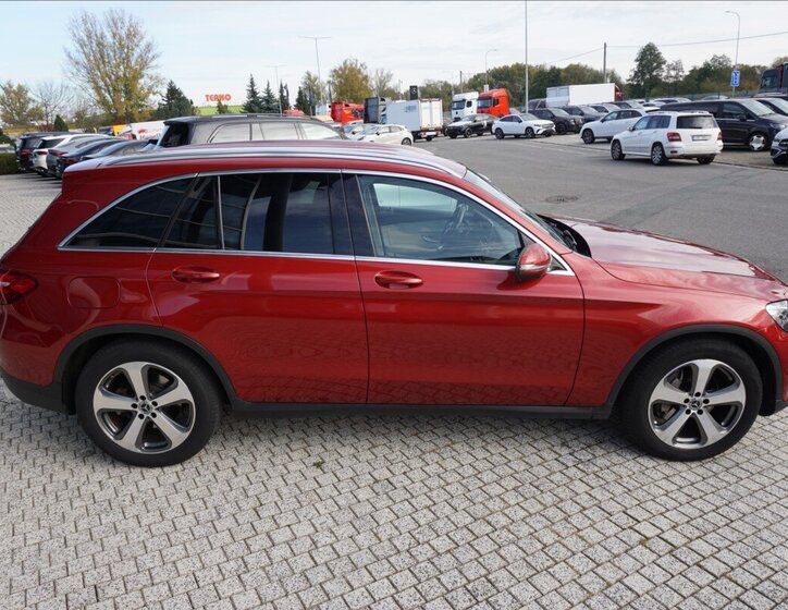 Mercedes-Benz GLC SUV / Terénní 2,1 l 125 kw
