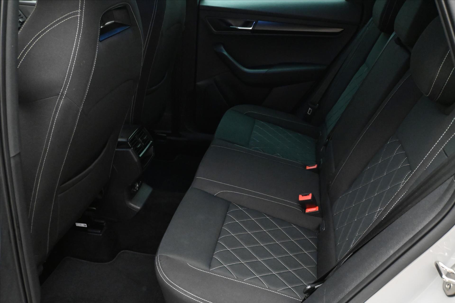 Škoda Karoq SUV / Terénní 1,5 l 110 kw