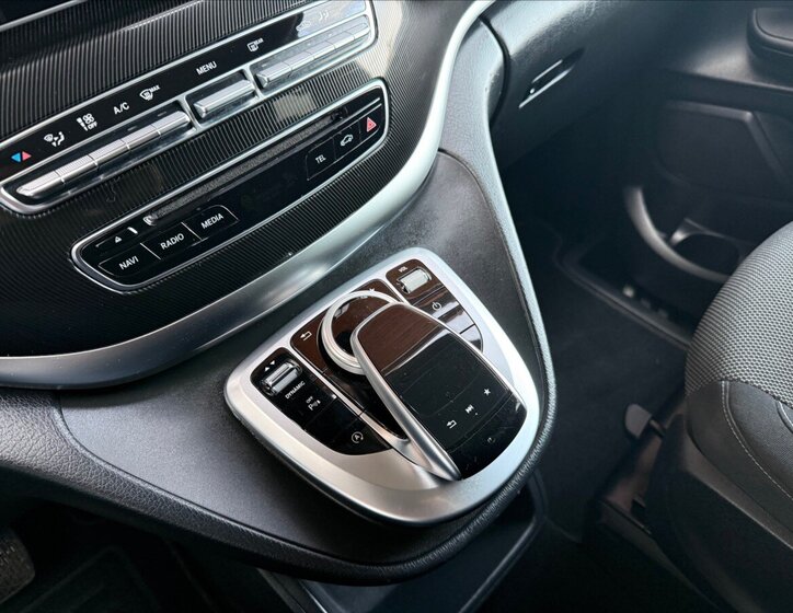 Mercedes-Benz Třídy V MPV 2,1 l 120 kw