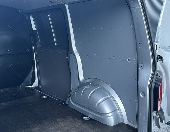 Volkswagen Transporter Skříň 2,0 l 110 kw