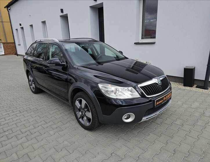 Škoda Octavia Kombi 2,0 l 103 kw