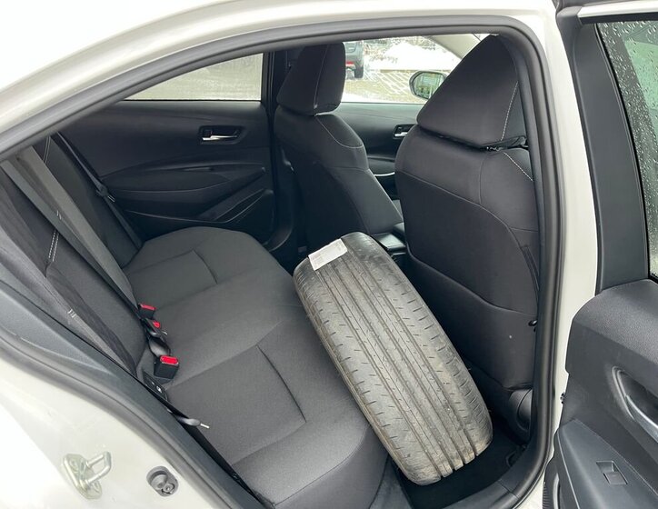 Toyota Corolla Sedan 1,5 l 92 kw