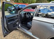 Mitsubishi Outlander 7