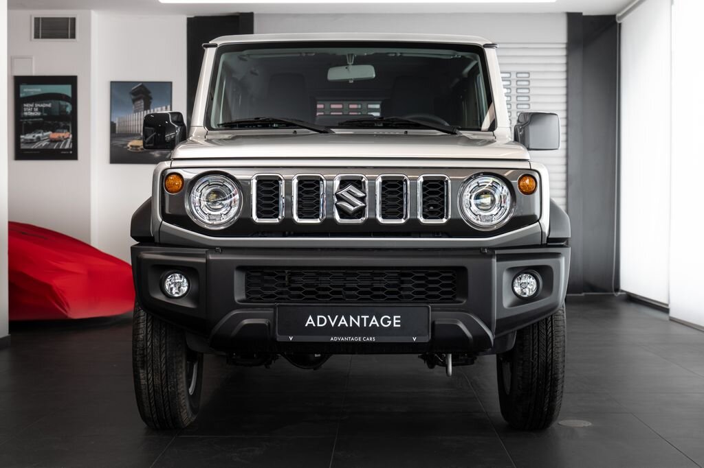 Suzuki Jimny SUV 1,5 l 75 kw