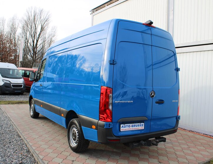 Mercedes-Benz Sprinter Užitková 2,1 l 120 kw