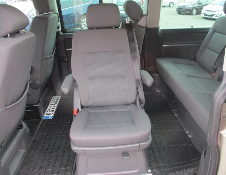 Volkswagen Multivan VAN / Minibus 2,5 l 96 kw