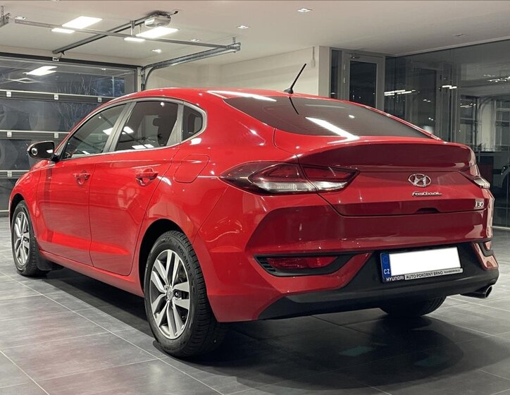 Hyundai i30 Liftback 998,0 88 kw