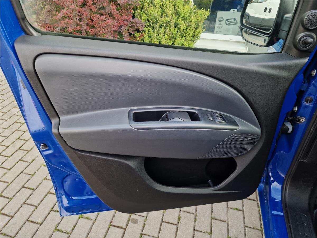 Fiat Dobló Valník 1,2 l 66 kw