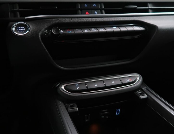 Fiat 600 Hatchback 1,2 l 100 kw