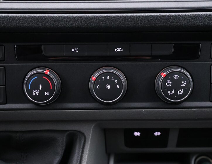 Volkswagen Crafter 23