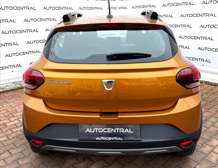 Dacia Sandero Hatchback 999,0 67 kw