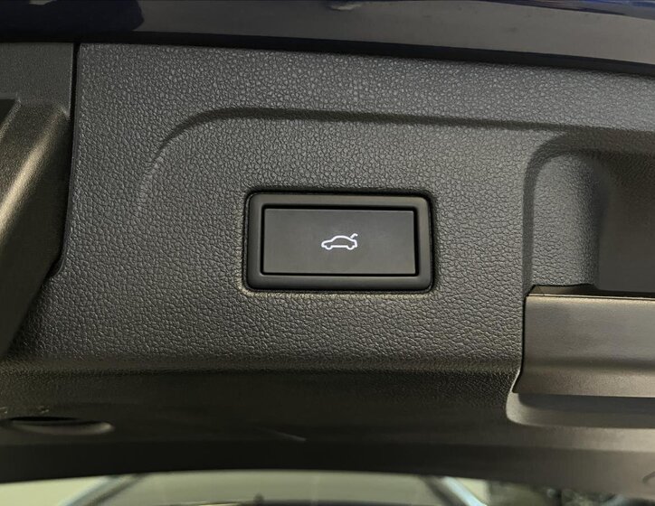 Volkswagen Touran VAN-Minibus 1,5 l 110 kw