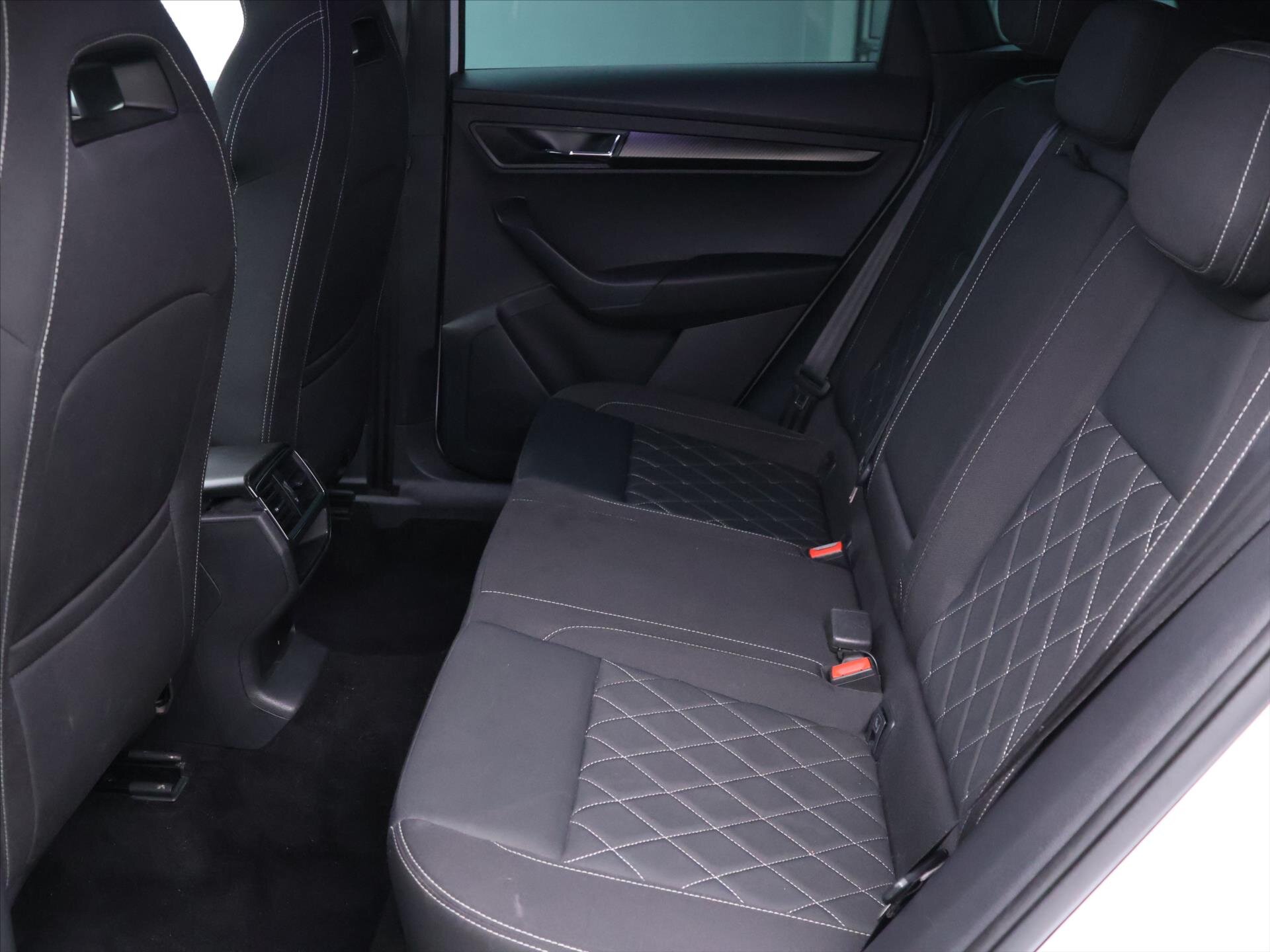 Škoda Karoq SUV / Terénní 1,5 l 110 kw