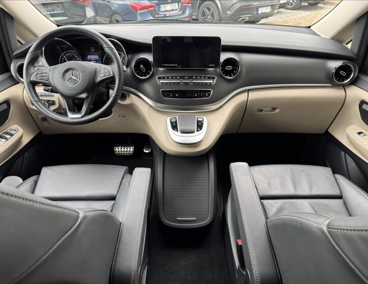 Mercedes-Benz Třídy V VAN-Minibus 2,0 l 174 kw