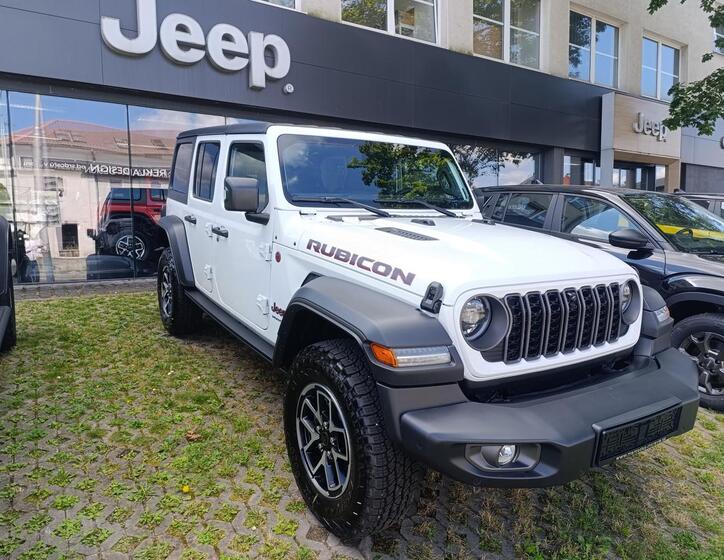 Jeep Wrangler 3