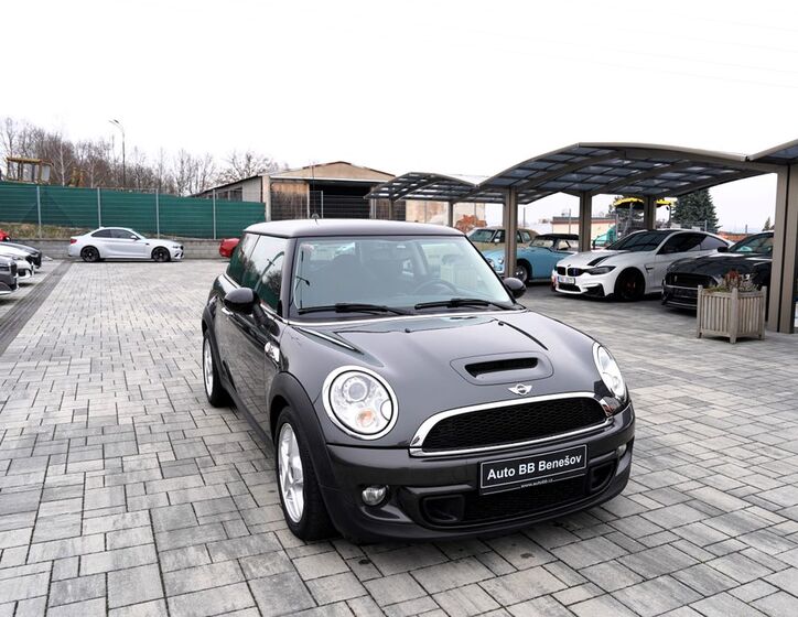 Mini Cooper S 8