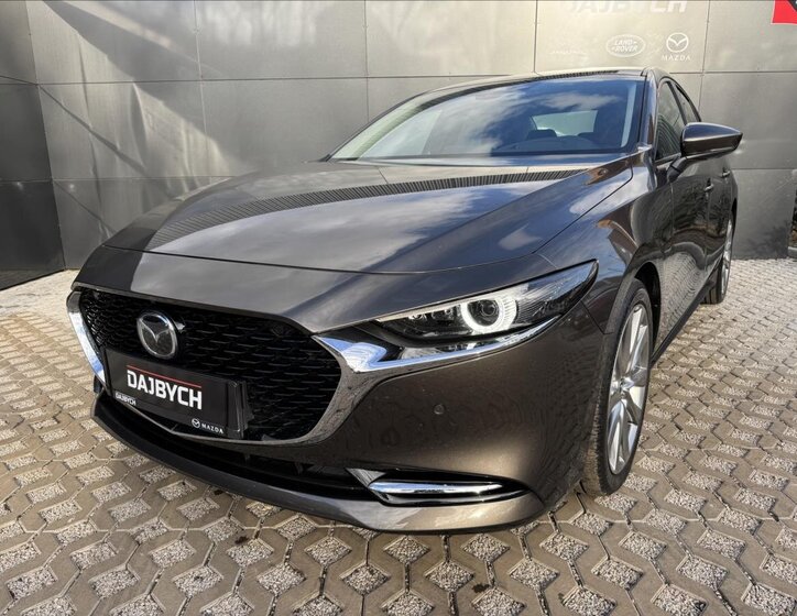 Mazda 3 Sedan / Limuzína 2,0 l 132 kw