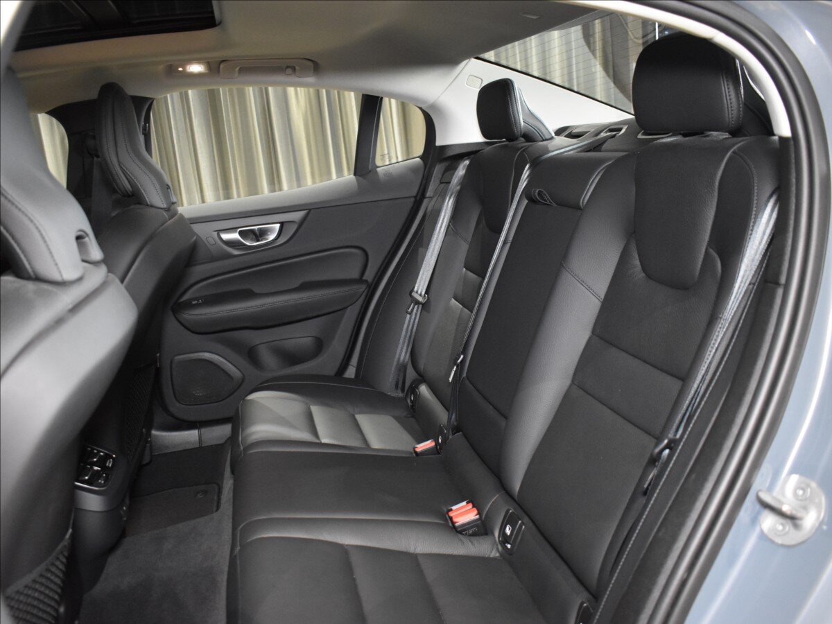 Volvo S60 Sedan / Limuzína 2,0 l 184 kw