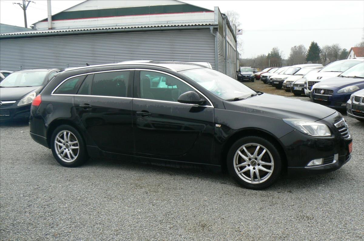 Opel Insignia Kombi 2,8 l 191 kw