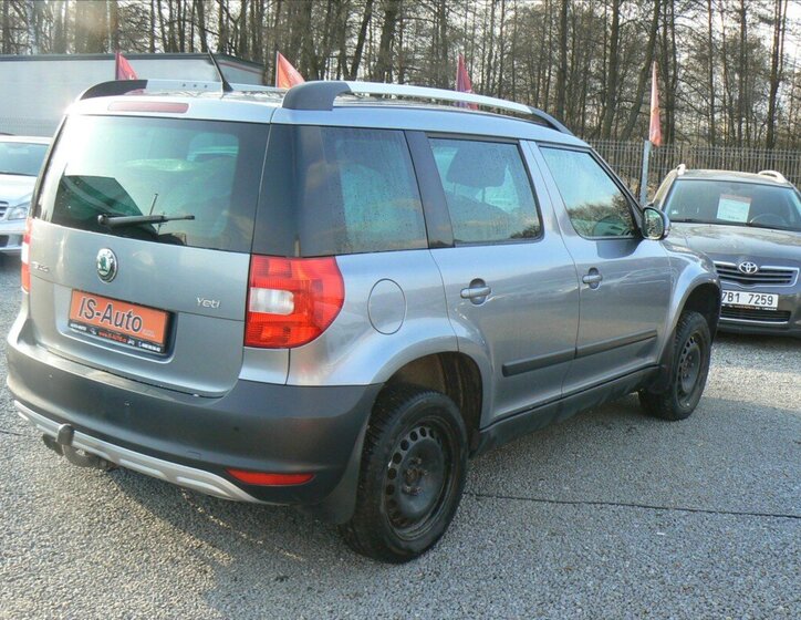 Škoda Yeti SUV / Terénní 1,8 l 118 kw