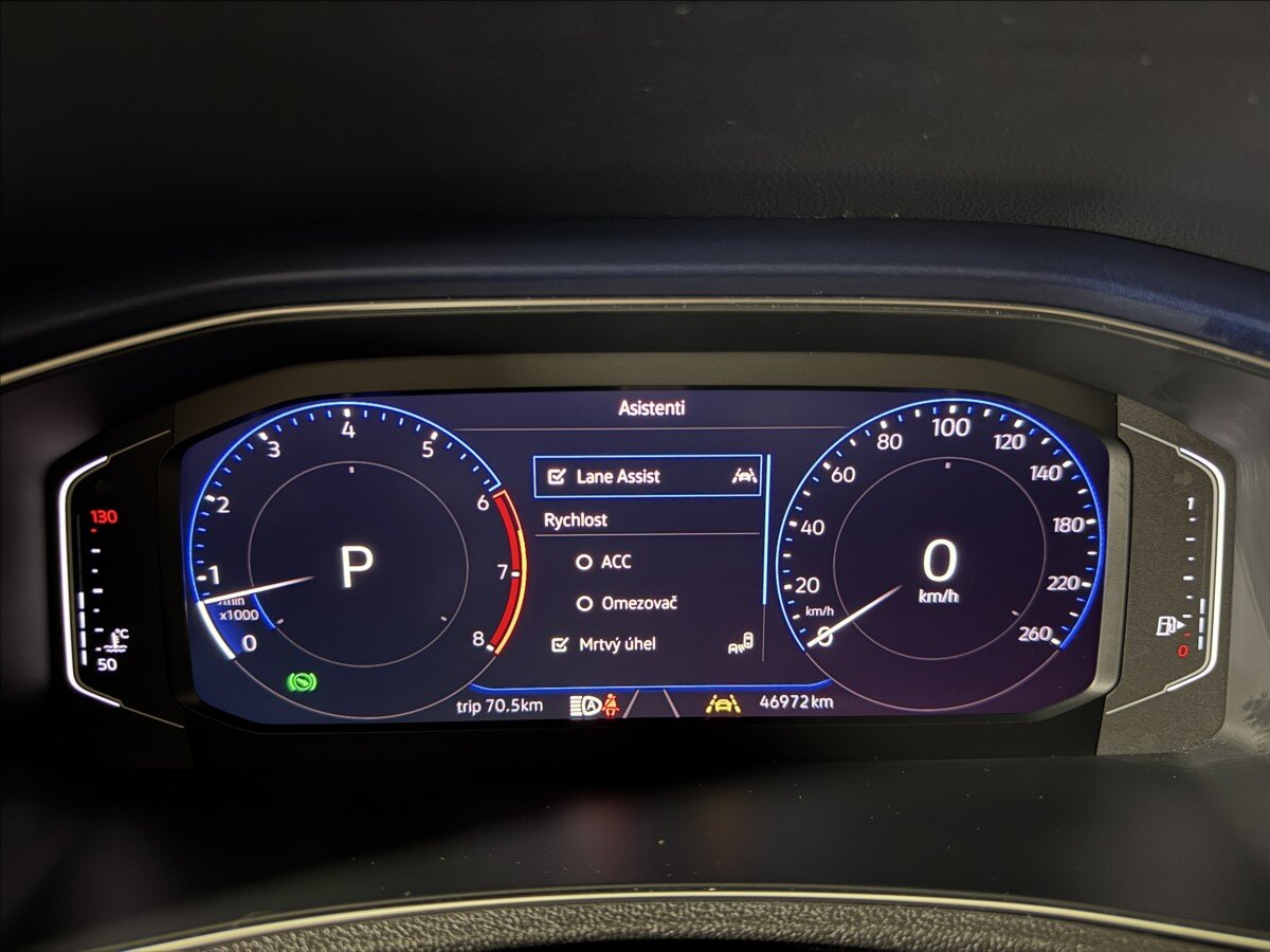 Volkswagen T-Roc SUV 1,5 l 110 kw