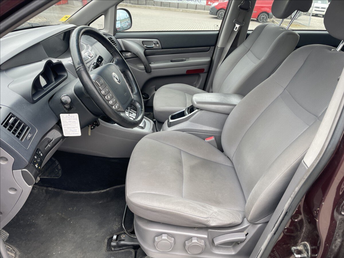 SsangYong Rodius SUV / Terénní 2,0 l 114 kw