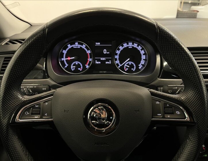 Škoda Rapid Liftback 999,0 81 kw