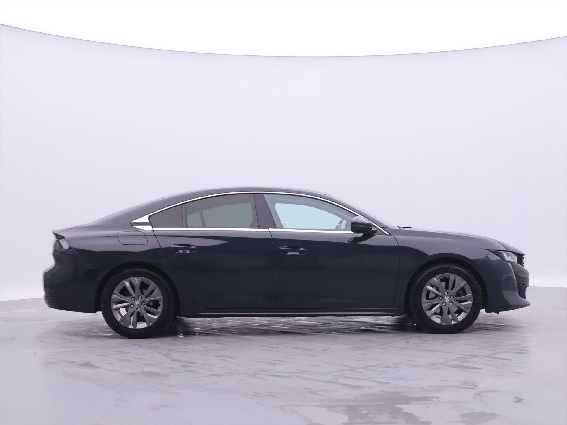 Peugeot 508 Liftback 1,6 l 133 kw