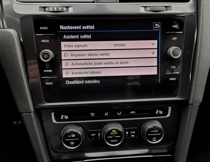 Volkswagen Golf Kombi 999,0 85 kw