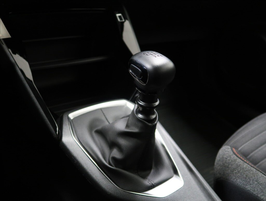 Peugeot 2008 SUV / Terénní 1,2 l 74 kw