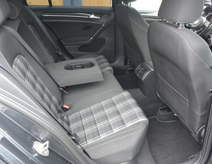 Volkswagen Golf Kombi 2,0 l 135 kw