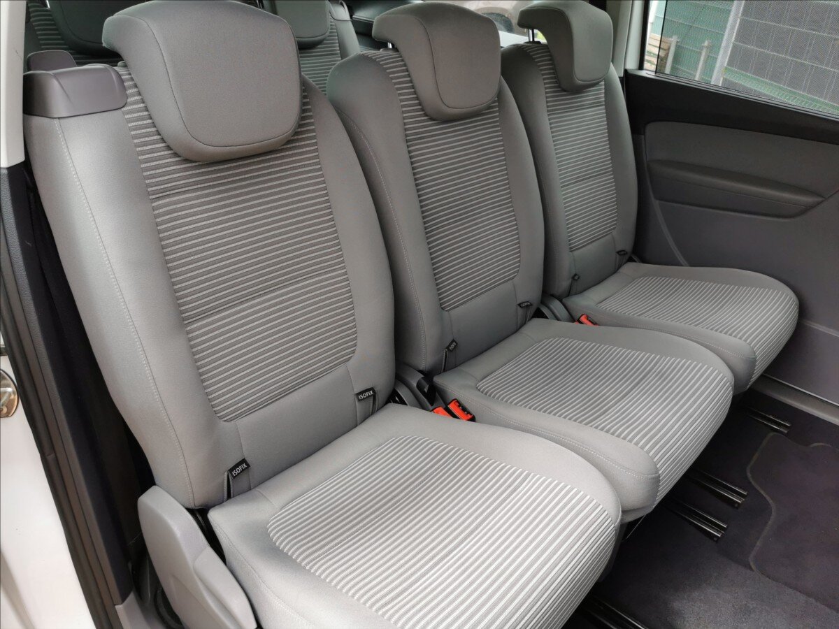 Seat Alhambra Kombi 1,4 l 110 kw