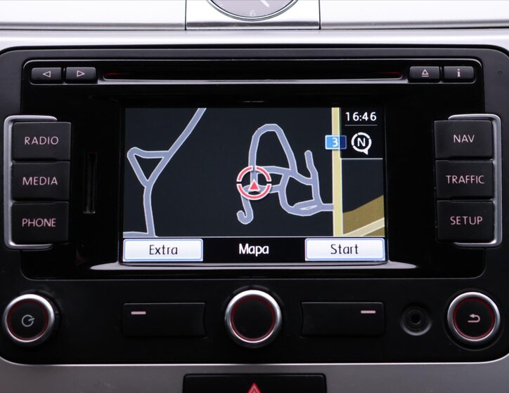 Volkswagen Passat Kombi 2,0 l 103 kw